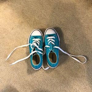 Teal converse